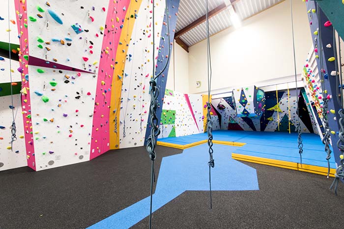 Climbing centre with ropes